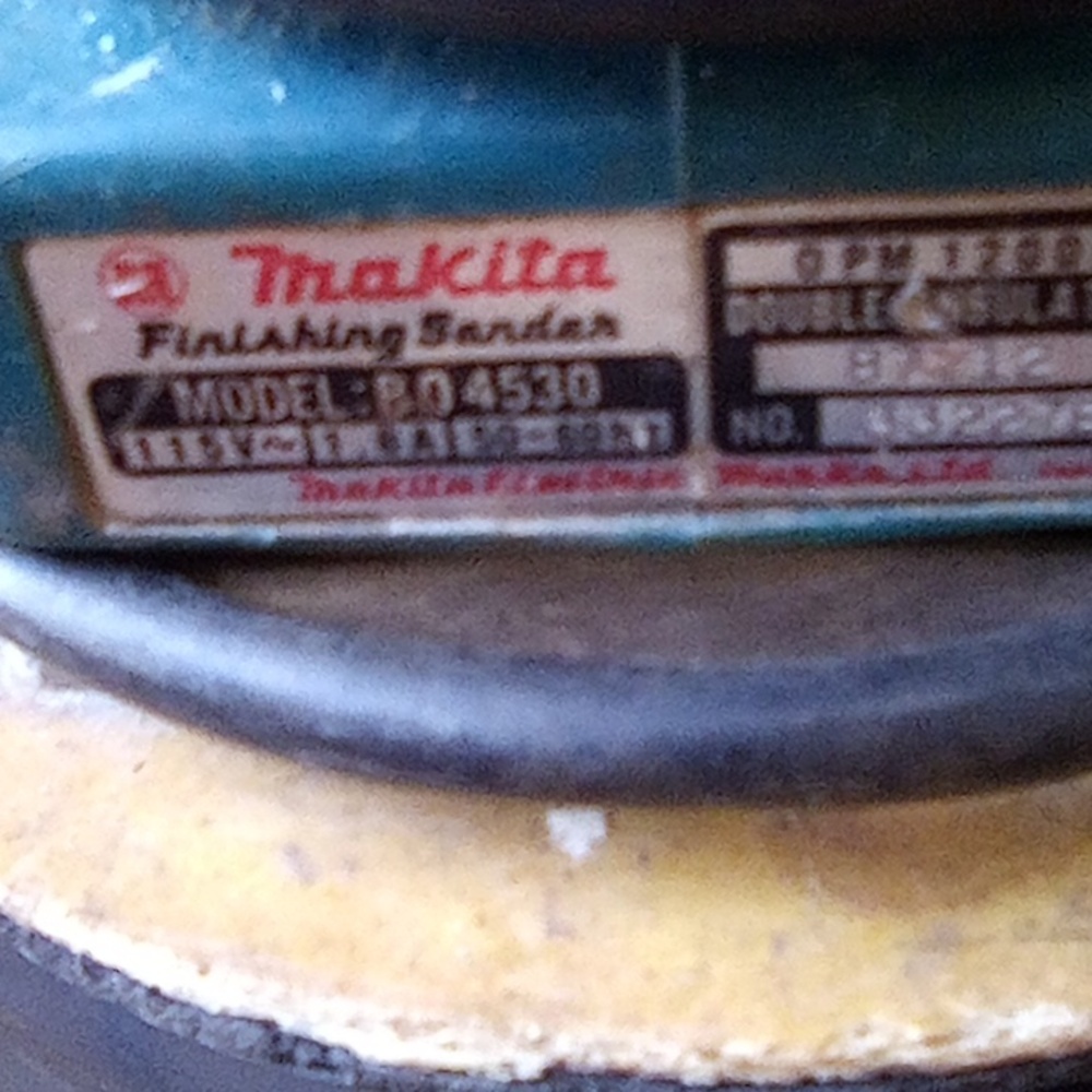 Makita Finishing Sander Model BO 4530 - Picture 2 of 5